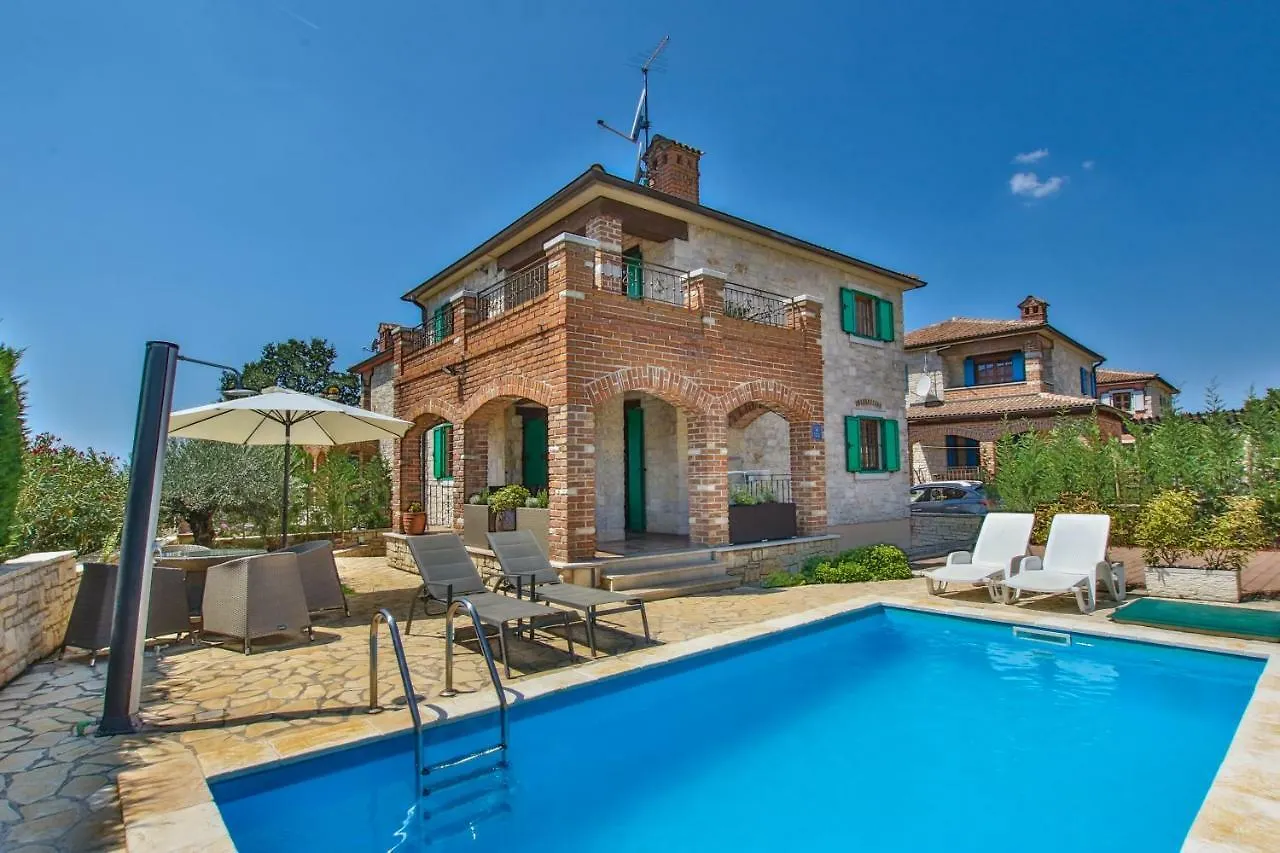 Villa Istriana Jakob With Pool Tar-Vabriga